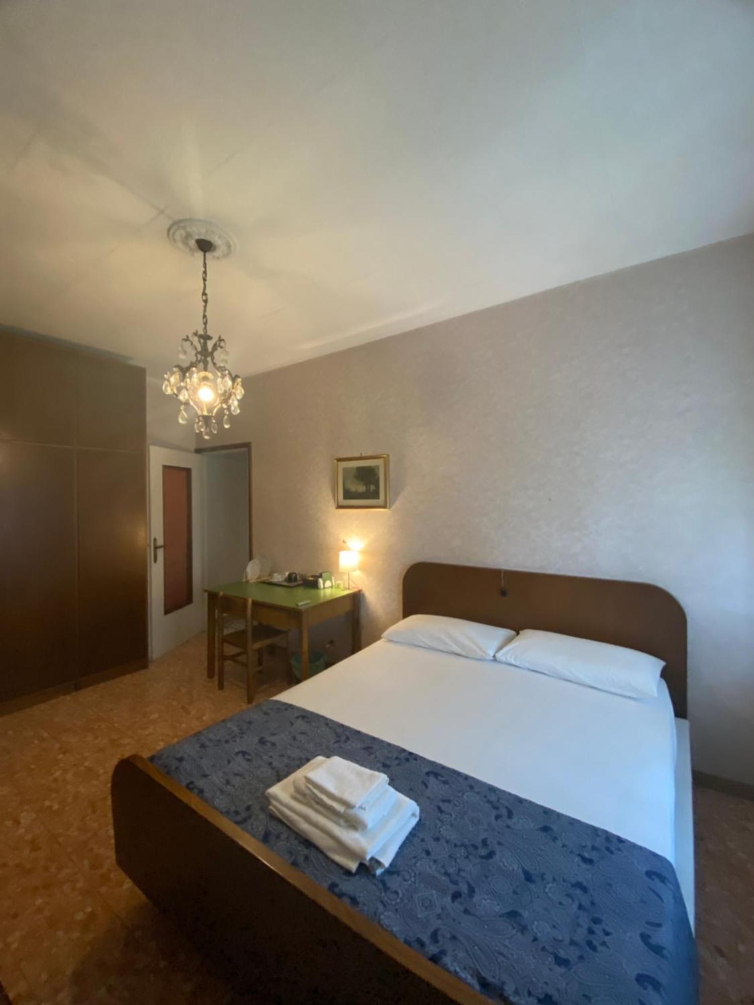 Suzzani House Milan Hotel Exterior photo